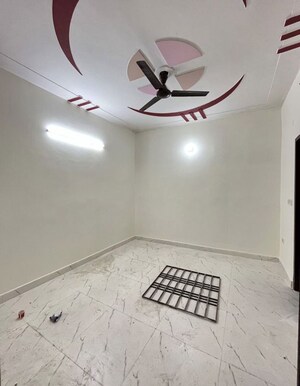 Room in 2 BHK Builder Floor at Subhash Nagar – for Rent