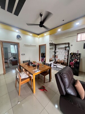 Dining area in 3 BHK Builder Floor at Sushant Lok 2, Sector 57 – for Rent