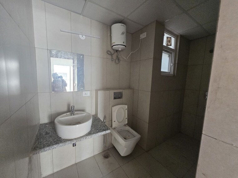 Bathroom, ss-linden 4 Bedroom 1518 Sq.Ft. Apartment In Sector 84 Gurgaon 10758259