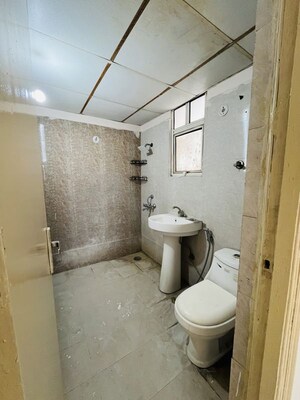 Bathroom in 3 BHK Apartment at Mittal Tower Vasundhara, Vasundhara Sector 15 – for Rent