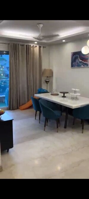 Team Area in 3 BHK Builder Floor at Pamposh Enclave – for Rent