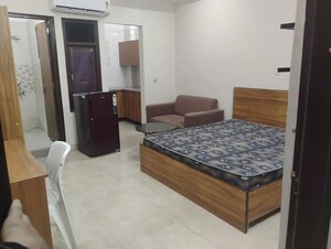 1 RK Builder Floor For Rent in Sector 40