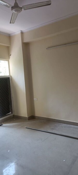 2 BHK Apartment For Rent in Aims Golf City, Sector 75