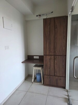   Office Space at Ratnanjali Solitaire, Satellite – for Rent