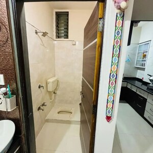 Bathroom in 2 BHK Apartment at Saptrishi Juhu Serene, Dn Nagar – for Rent