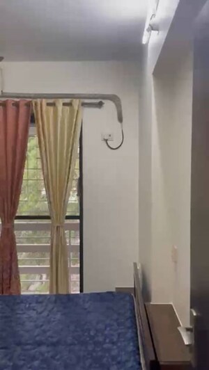 Bedroom in 2 BHK Apartment at Chembur – for Rent