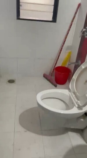 Bathroom in 2 BHK Apartment at Chembur – for Rent
