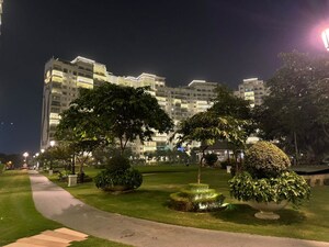 1 BHK Apartment – Garden View at Central Park II-Belgravia Resort Residences, Sector 48 - for Rent