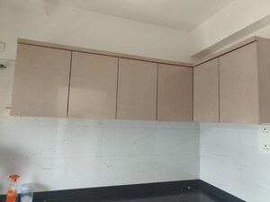 Furnished Amenities in 2 BHK Apartment at Mayfair The View, Vikhroli West – for Rent