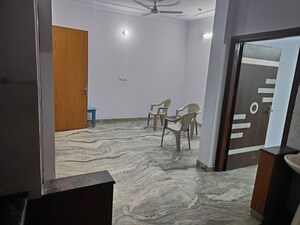Room in 2 BHK Builder Floor at Sector 46 – for Rent