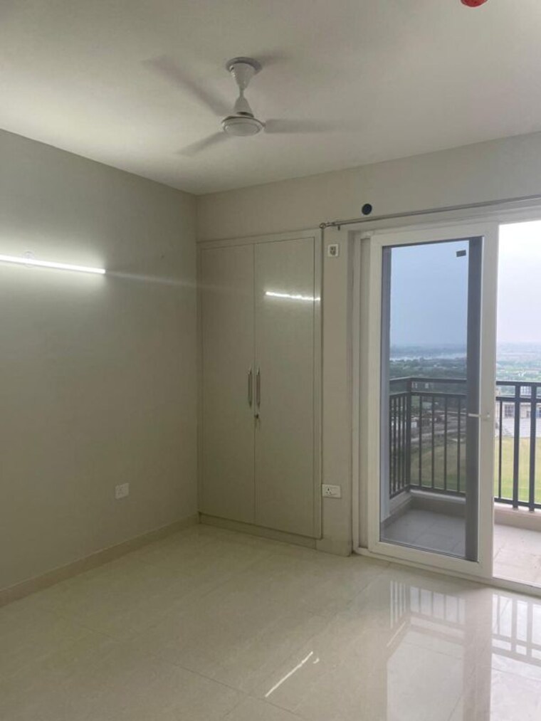 Room, eldeco-live-by-the-greens 3 Bedroom 1404 Sq.Ft. Apartment In Sector 150 Noida 10758522