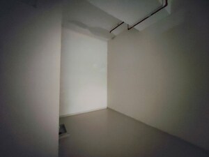 Room in  Shop at Aundh – for Rent
