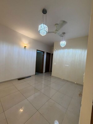 Room in 3.5 BHK Apartment at ABA Ivy County, Sector 75 – for Rent
