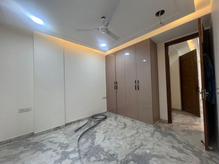 Room, dwarka mor 3 Bedroom 1050 Sq.Ft. Builder Floor In Dwarka Mor Delhi 10758589