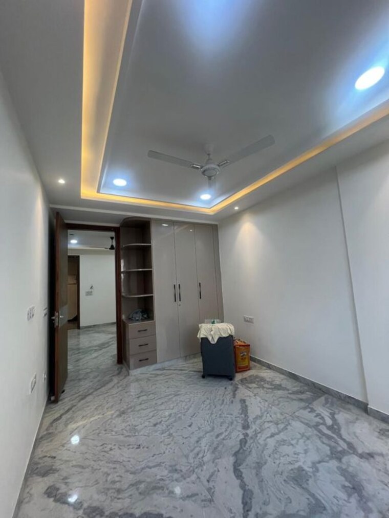 Room, dwarka mor 3 Bedroom 1050 Sq.Ft. Builder Floor In Dwarka Mor Delhi 10758589
