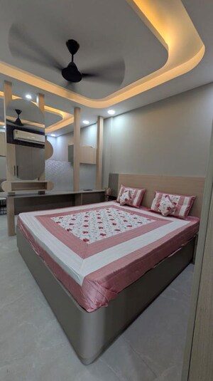 Bedroom in 1 BHK Builder Floor at Sector 46 – for Rent