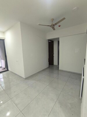 Room in 2 BHK Apartment at Mantri Serene, Goregaon East – for Rent
