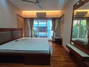 Bedroom in 2 BHK Apartment at Diamond Garden, Chembur – for Rent