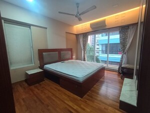 Bedroom in 2 BHK Apartment at Diamond Garden, Chembur – for Rent
