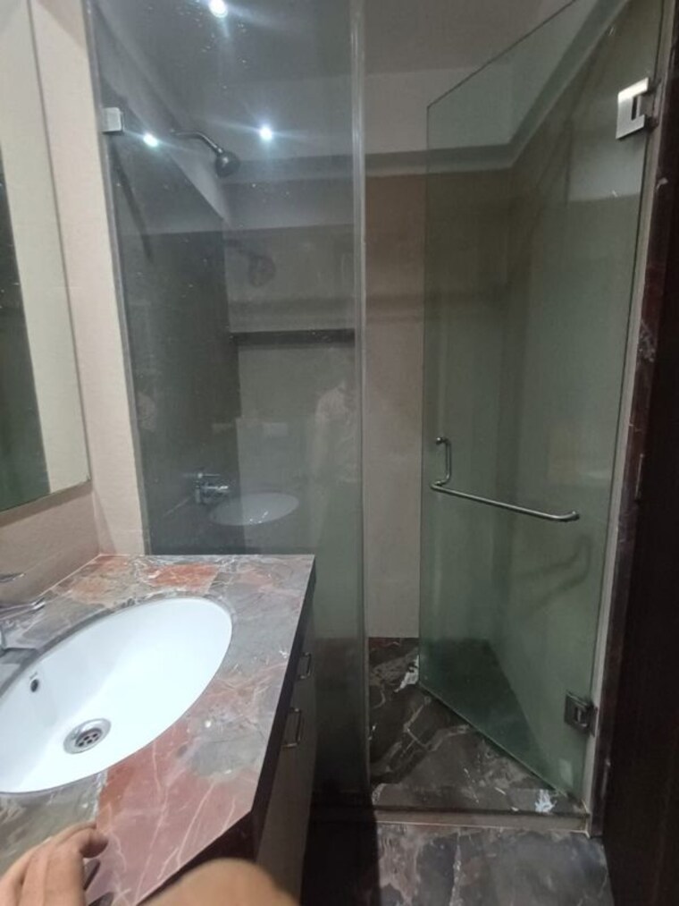 Bathroom, diamond-garden 2 Bedroom 850 Sq.Ft. Apartment In Chembur Mumbai 10758638