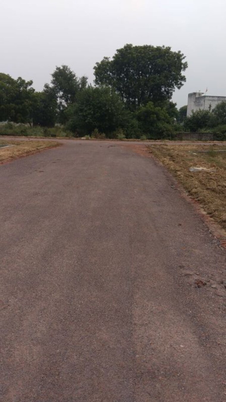 undefined, pali  90 Sq.Mt. Plot In Pali Greater Noida 10758628