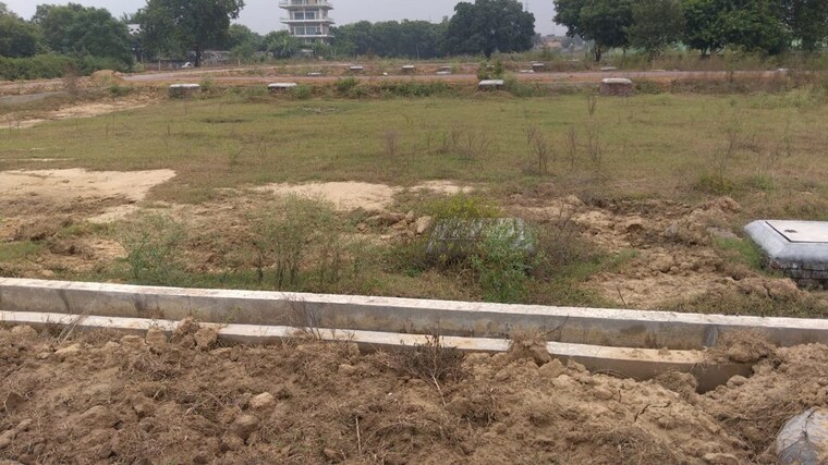 undefined, pali  90 Sq.Mt. Plot In Pali Greater Noida 10758628