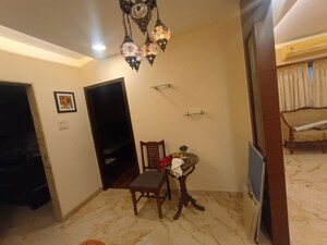 Furnished Amenities in 2 BHK Apartment at Diamond Garden, Chembur – for Rent