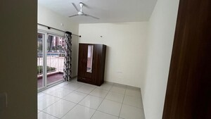 Room in 3 BHK Apartment at Prestige Finsbury Park Regent, Bagaluru – for Rent