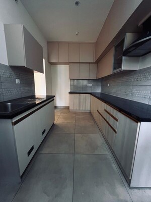 Kitchen in 3 BHK Apartment at Prestige Finsbury Park Regent, Bagaluru – for Rent