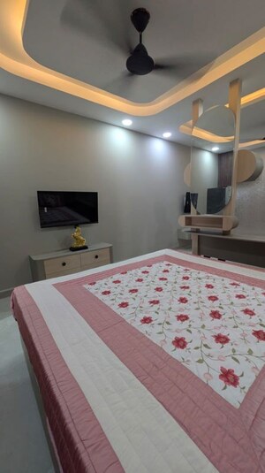 Bedroom in 1 BHK Builder Floor at Sector 46 – for Rent