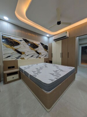 Bedroom in 1 BHK Builder Floor at Sector 46 – for Rent