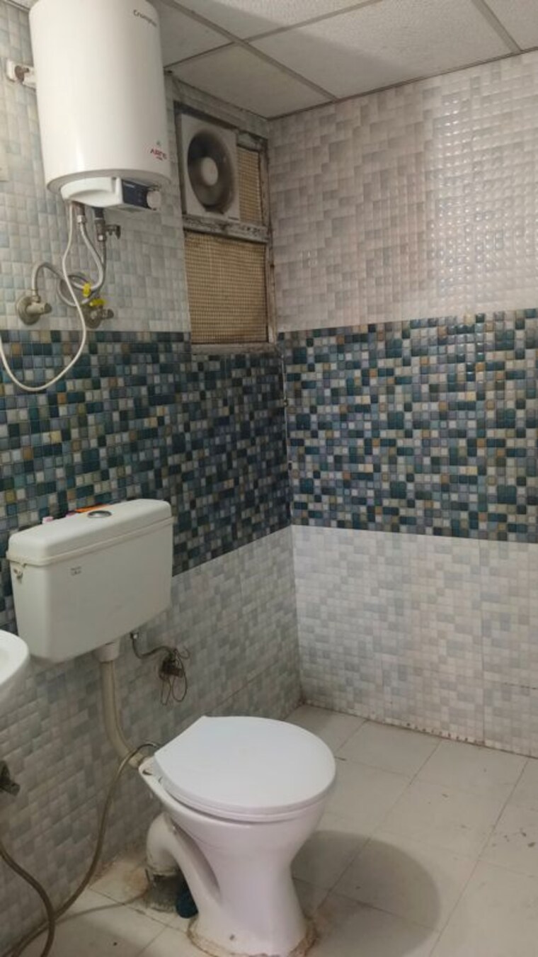 Bathroom, signature-global-andour-height 2 Bedroom 600 Sq.Ft. Apartment In Sector 71 Gurgaon 10758686
