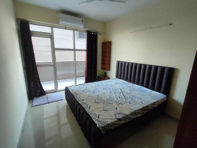 Bedroom, signature-global-andour-height 2 Bedroom 600 Sq.Ft. Apartment In Sector 71 Gurgaon 10758686
