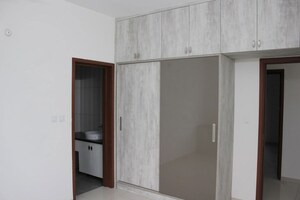 Room in 3 BHK Apartment at Bhartiya City Nikoo Homes 4, Thanisandra Main Road – for Rent