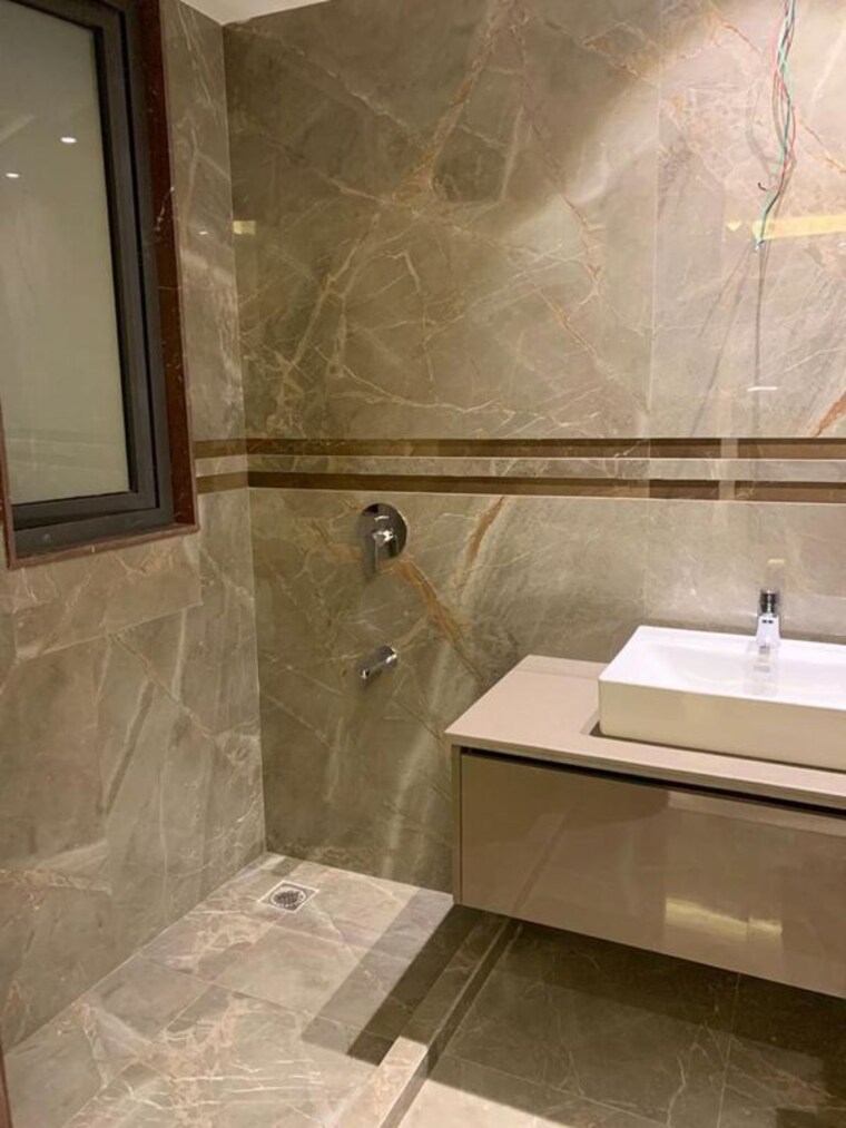 Kitchen, dlf-the-grove 4 Bedroom 3000 Sq.Ft. Builder Floor In Sector 54 Gurgaon 10758725