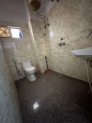 Bathroom in 1 RK Builder Floor at Sector 55 – for Rent
