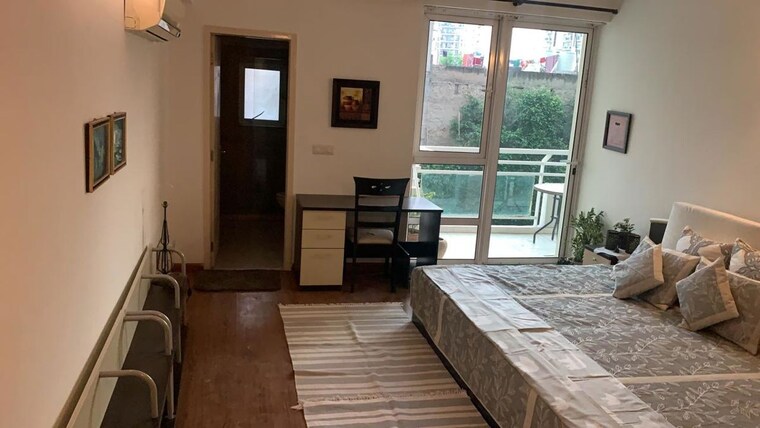 Bedroom, dlf-the-icon 4 Bedroom 2610 Sq.Ft. Apartment In Dlf Phase V Gurgaon 10758659