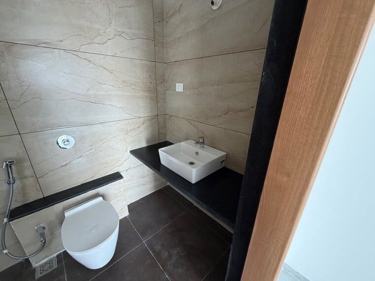 Bathroom, majestique-signature-towers 3 Bedroom 1205 Sq.Ft. Apartment In Balewadi Pune 10758721