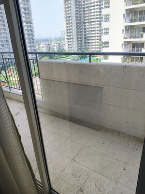 Balcony in 4 BHK Apartment at Bestech Park View Grand Spa, Sector 81 – for Rent