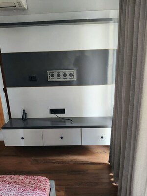 Furnished Amenities in 4 BHK Apartment at Bestech Park View Grand Spa, Sector 81 – for Rent