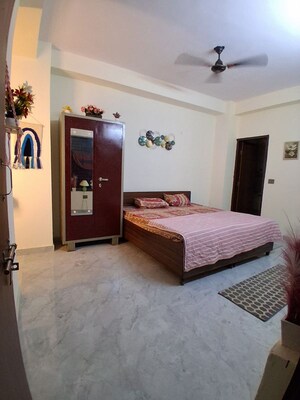 Bedroom in 1 RK Builder Floor at Sector 56 – for Rent