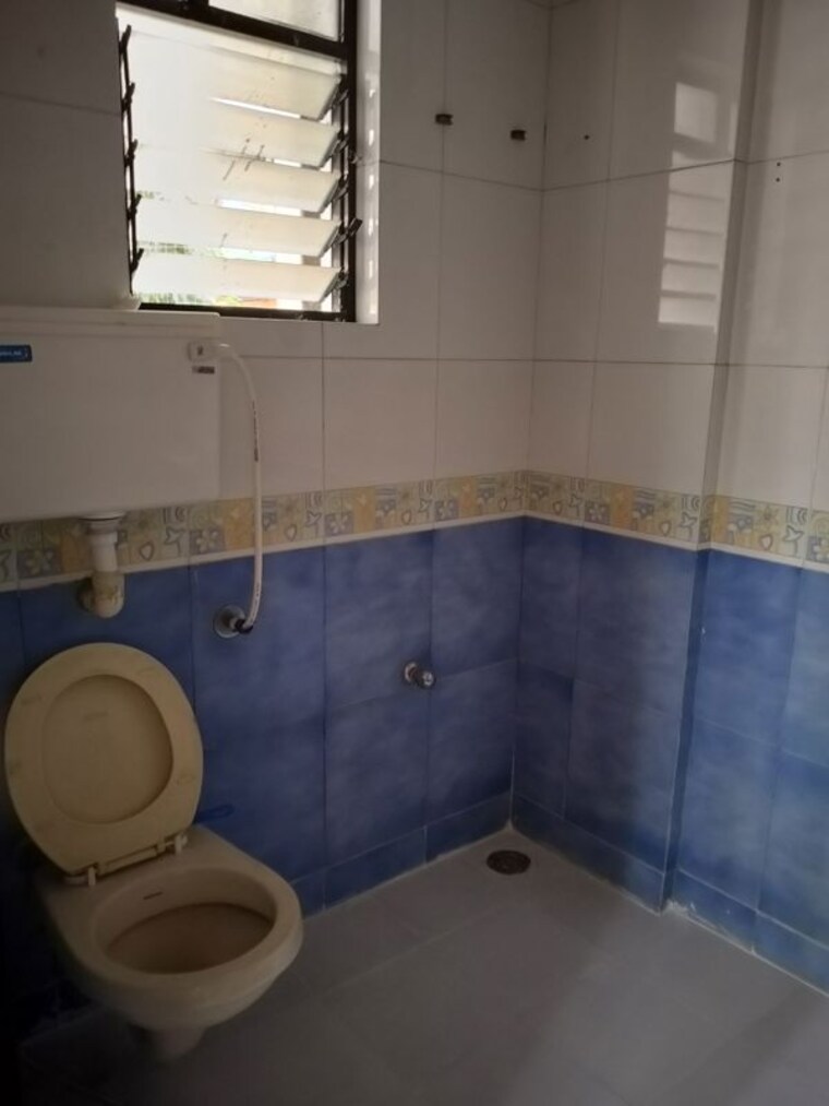Bathroom, rama-sankruti-apartment 2 Bedroom 1100 Sq.Ft. Apartment In Dattawadi Pune 10758757