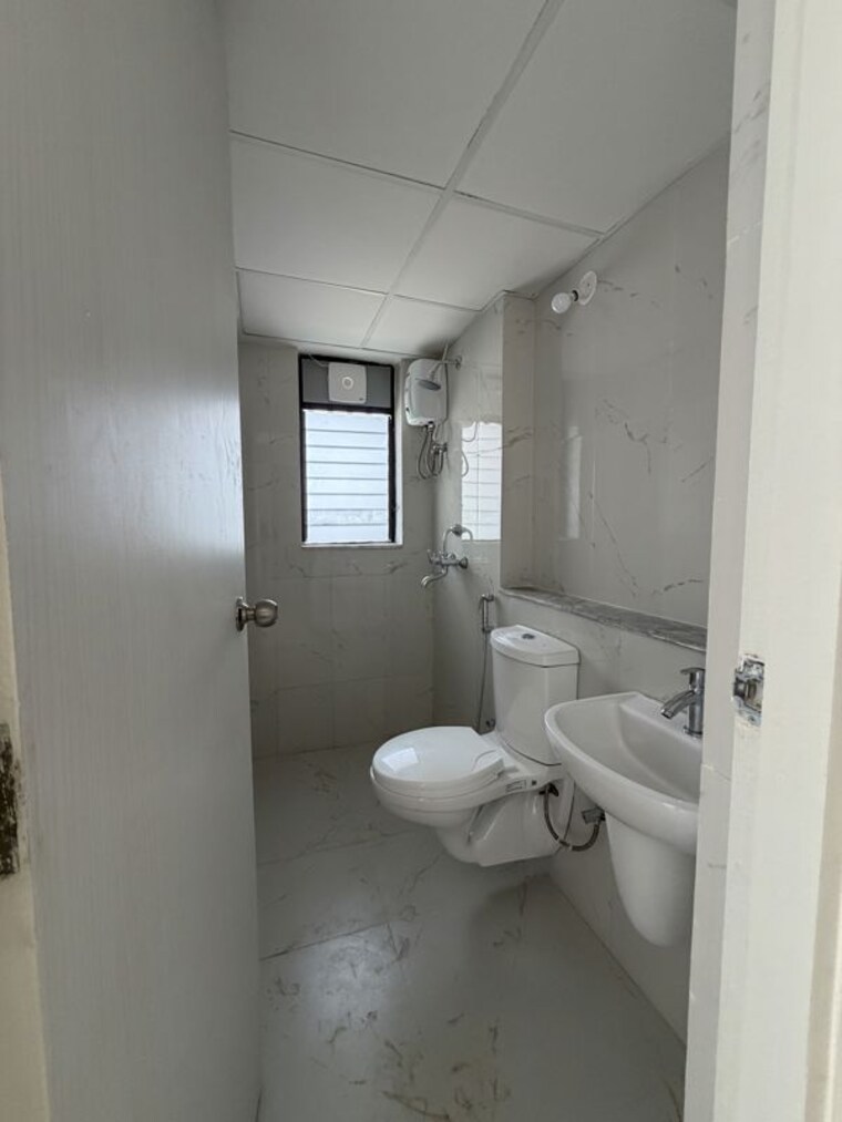 Bathroom, runwal-gardens 1 Bedroom 400 Sq.Ft. Apartment In Dombivli East Thane 10758756