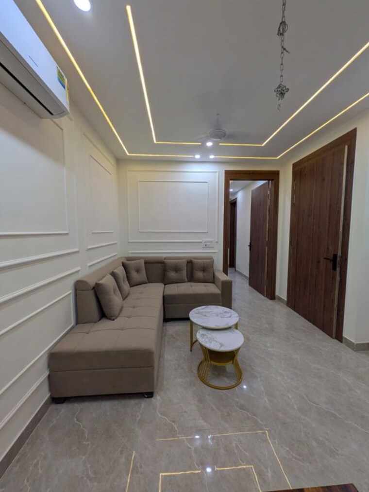 Living Room, sector 52 3 Bedroom 2200 Sq.Ft. Builder Floor In Sector 52 Gurgaon 10758814