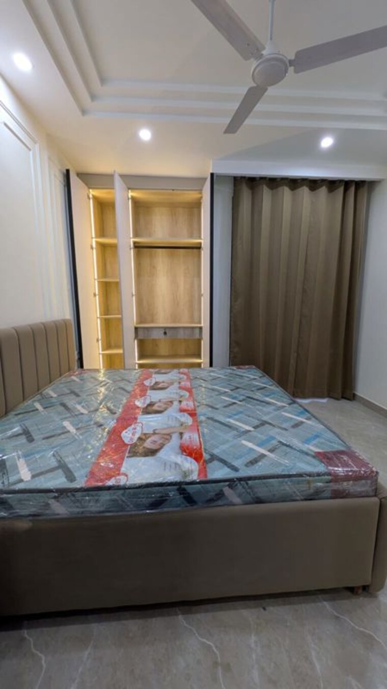 Bedroom, sector 52 3 Bedroom 2200 Sq.Ft. Builder Floor In Sector 52 Gurgaon 10758814