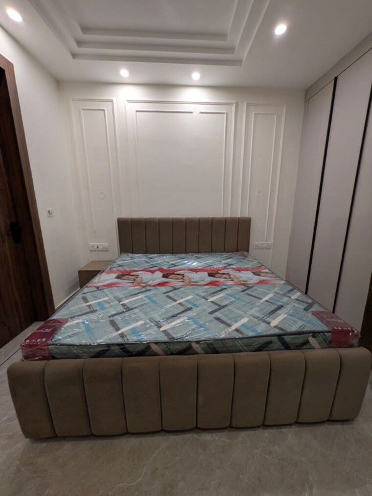 Bedroom, sector 52 3 Bedroom 2200 Sq.Ft. Builder Floor In Sector 52 Gurgaon 10758814