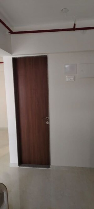 Furnished Amenities in 1 BHK Apartment at Vaibhavlaxmi Queens Avenue, Chembur – for Rent