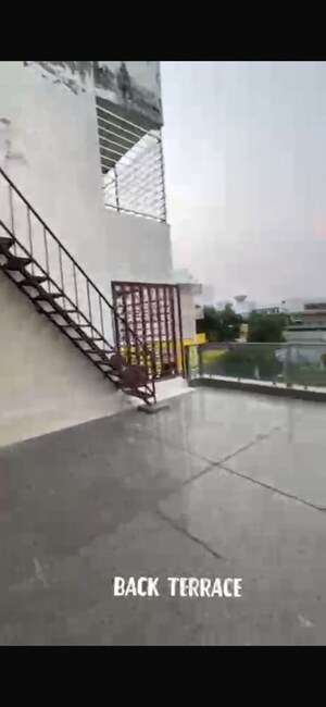 5 BHK Independent House For Sale in Sector 76