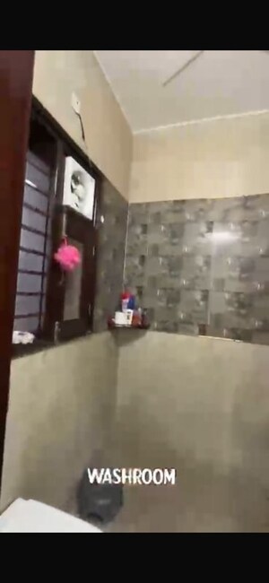 Furnished Amenities in 5 BHK Independent House at Sector 76 – for Sale