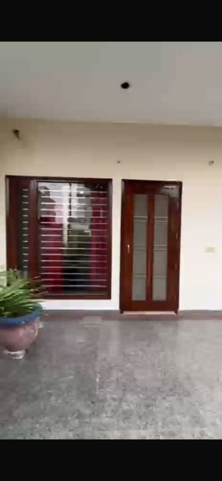 Room, sector 76 5 Bedroom 303 Sq.Yd. Independent House In Sector 76 Faridabad 10758806
